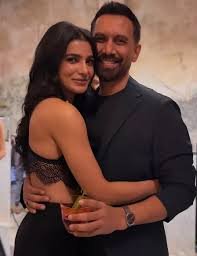 Has Samantha Ruth Prabhu made her romance official? A viral photo of Raj Nidimoru and Samantha sharing an affectionate hug ignites fan speculation about the couple. Get the latest news!